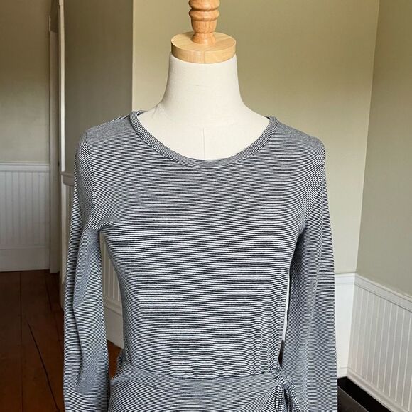 Avec Les Filles Striped Wrap Dress XXS - Picture 4 of 5